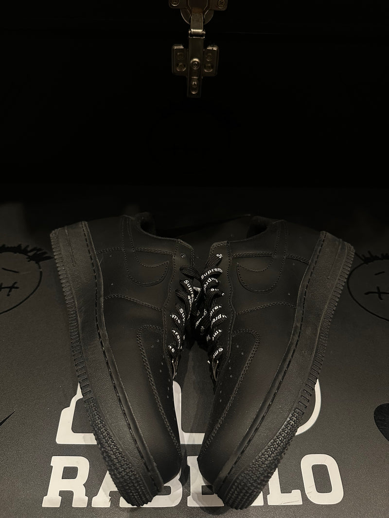 Tênis Nike Air Force 1 Low Supreme - Pronta Entrega