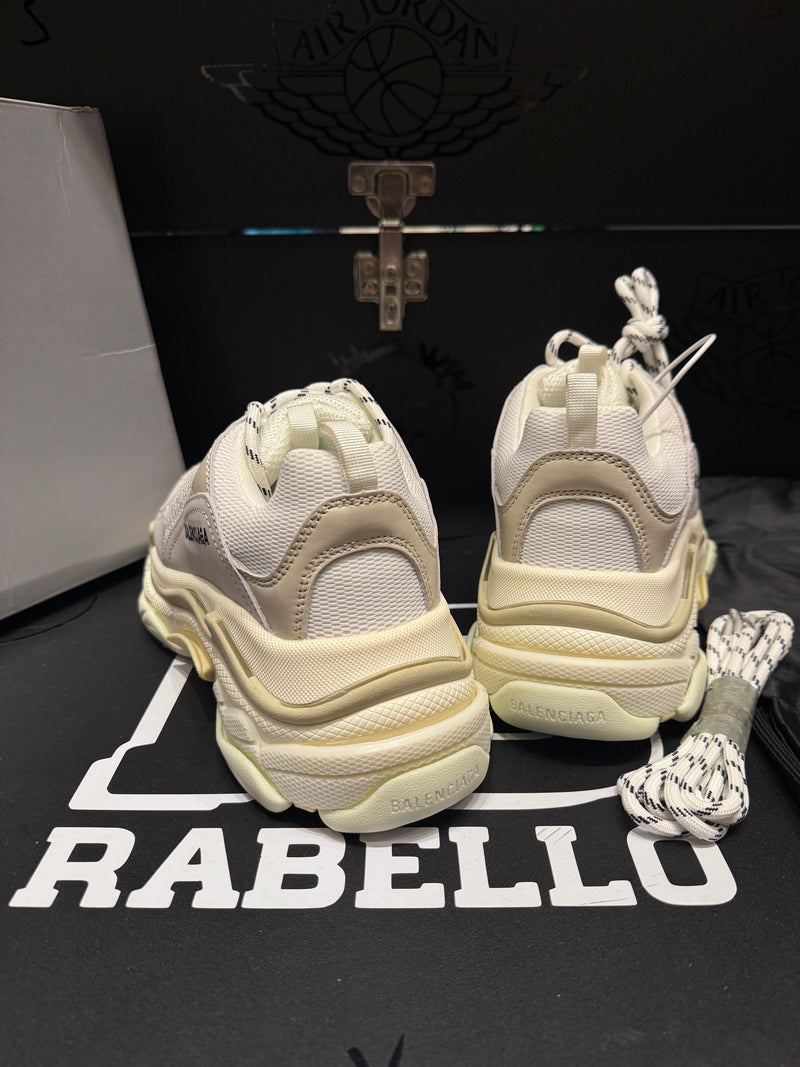 Tênis Balenciaga Triple S Beige White - Pronta Entrega