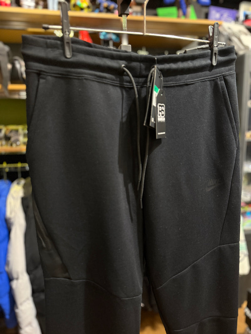 Calça Nike Tech Sportwear Preto - Pronta Entrega