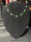 Corrente Van Cleef Dourado Trevos Verdes 45 + 5 CM - Pronta Entrega