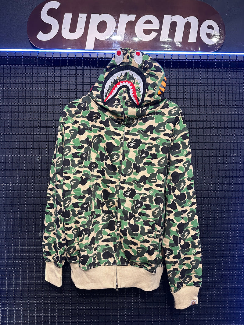 MJaqueta Bape Shark Camo Green Full Zip - Pronta Entrega