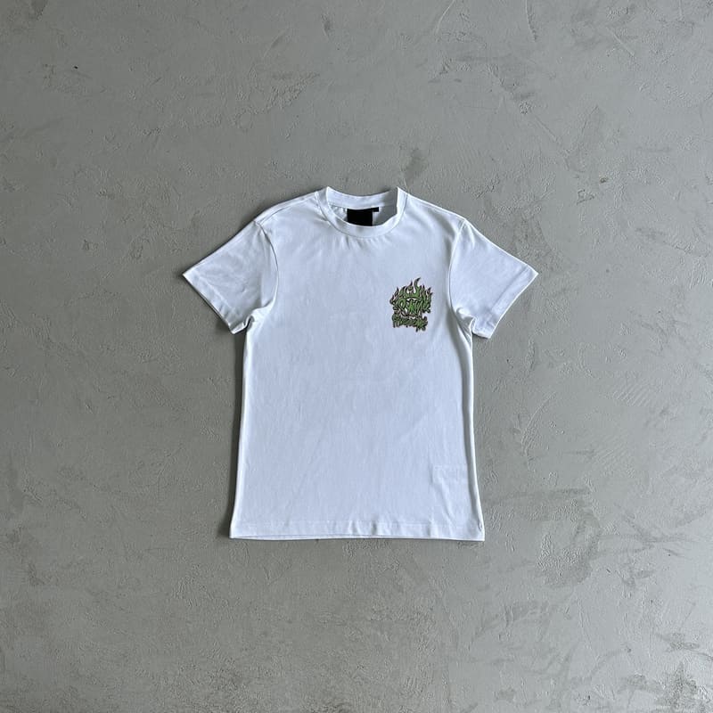 Camiseta Syna World 'Light Me Up' - Encomenda