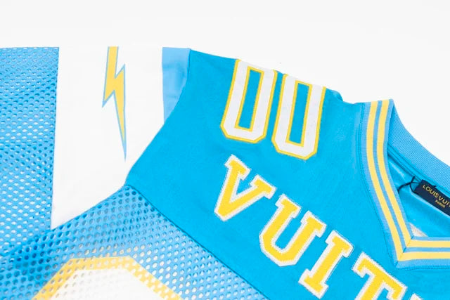 Camiseta Louis Vuitton Sporty with Patch - Encomenda