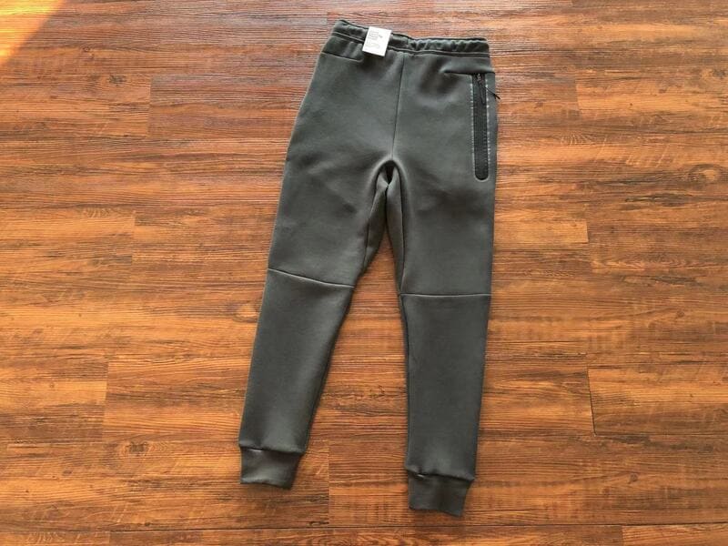 Conjunto Nike Tech Fleece Cinza escuro / Preto / Laranja - Encomenda