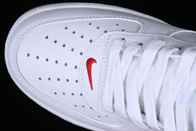 Air Force 1 Low Color of The Month White Red - Encomenda