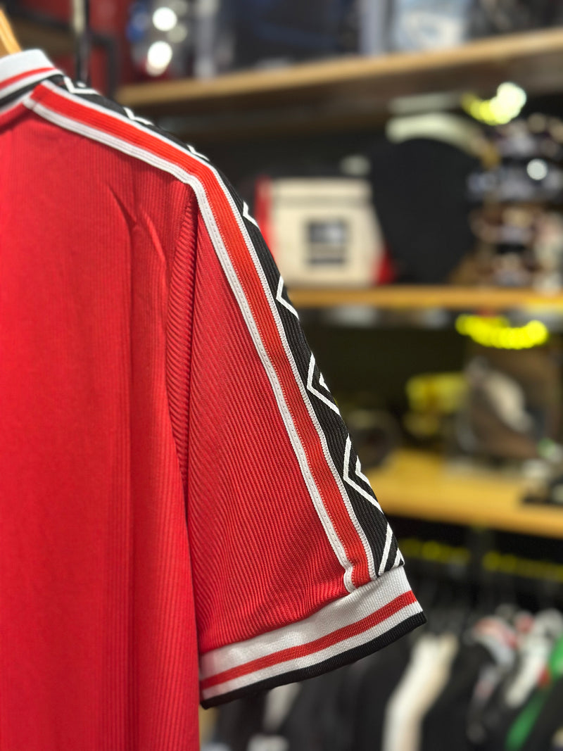 Camisa Vintage Umbro Manchester United Vermelha 98/99 - Pronta Entrega