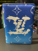 Carteira Louis Vuitton Logo Clouds - Pronta Entrega