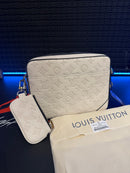 Bolsa Louis Vuitton Duo Messenger Off-White Monogram - Pronta Entrega