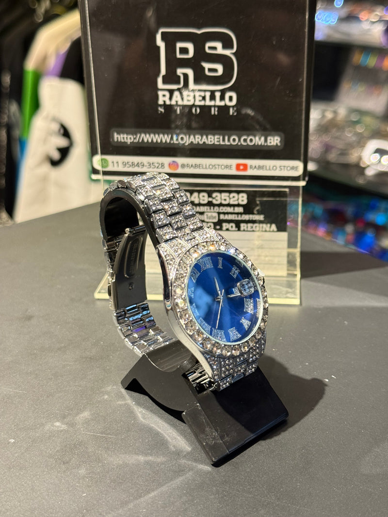 Relógio Cravejado Iced Out Prata Fundo Azul - Pronta Entrega