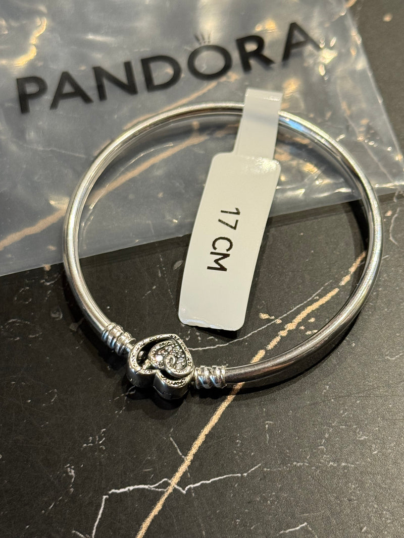 Bracelete Pandora Prata com Fecho em Coração Brilho vazado Prata 18 CM - Pronta Entrega
