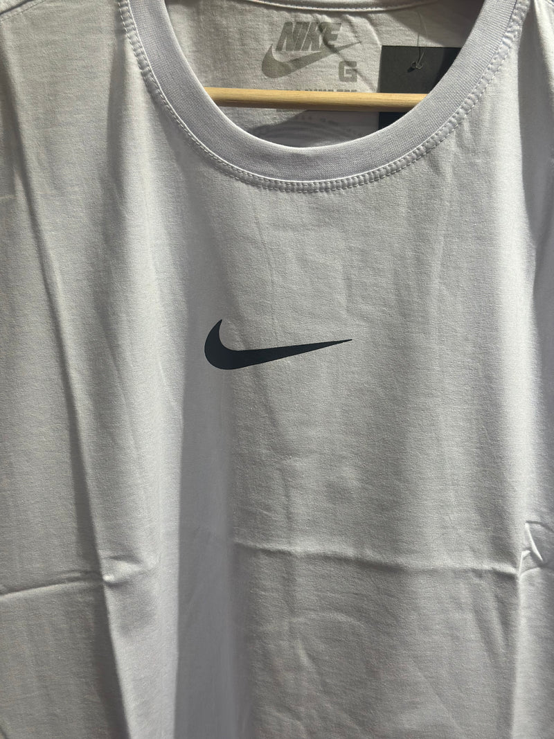Camisa Nike Estampa Shoe Branca - Pronta Entrega