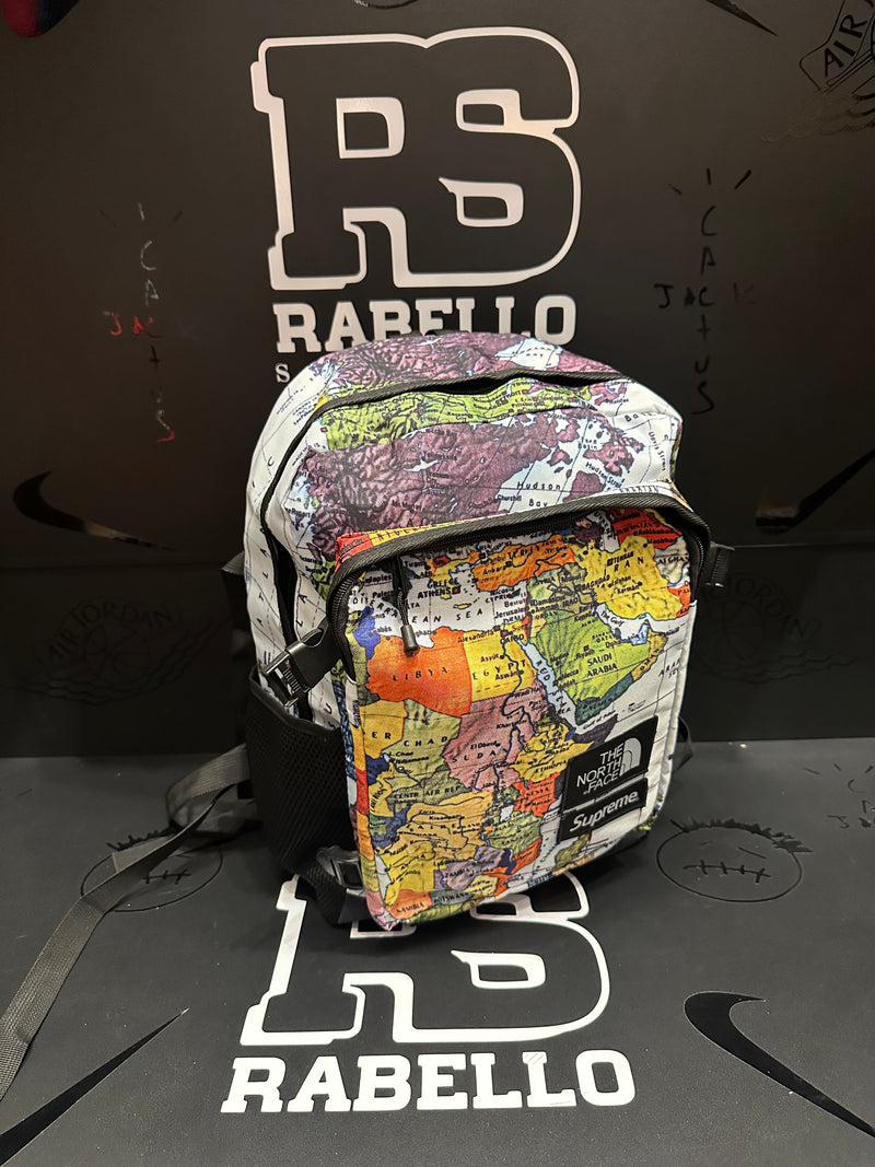 Mochila The North Face x Supreme Travel - Pronta Entrega