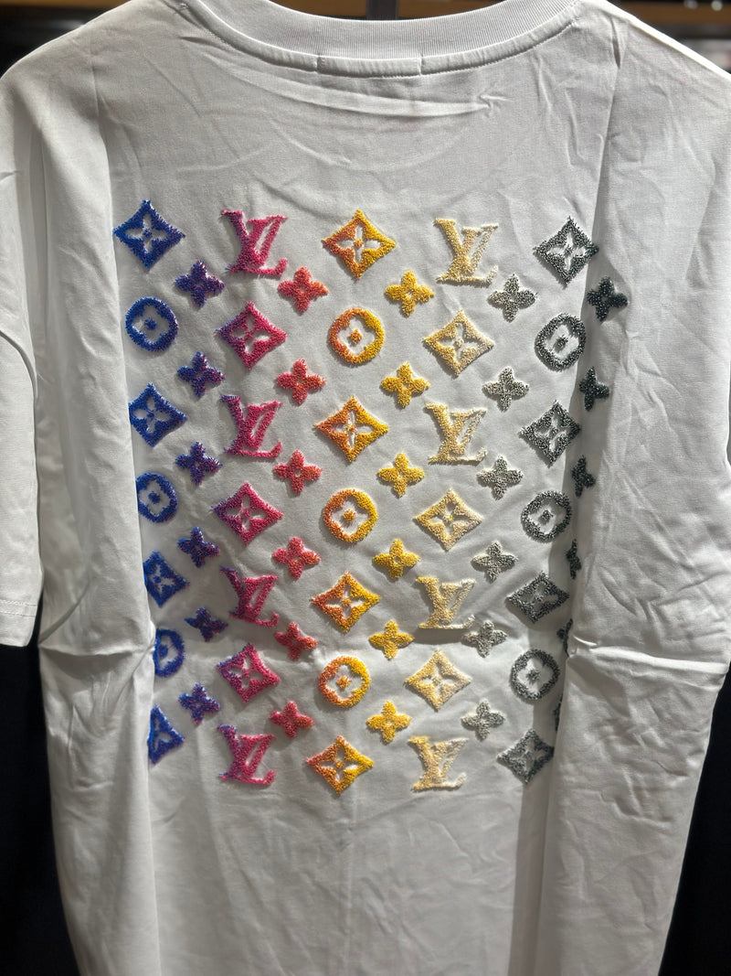 Camiseta Louis Vuitton Branca Multicolor - Pronta Entrega