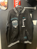 Jaqueta Varsity Nike X Tiffany & Co - Pronta Entrega