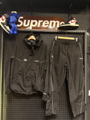 Conjunto Supreme x Umbro GORE-TEX Hooded Jacket & Track Pants - Pronta Entrega