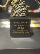 Estátua de Bronze NBA Chicago Bulls Michael Jordan N. 23 50cm - Pronta Entrega