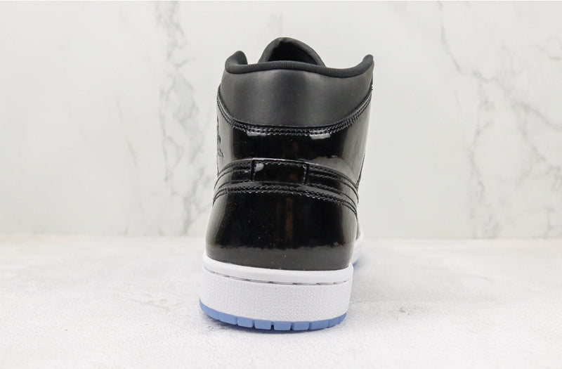 Jordan 1 Mid SE Space Jam - Encomenda