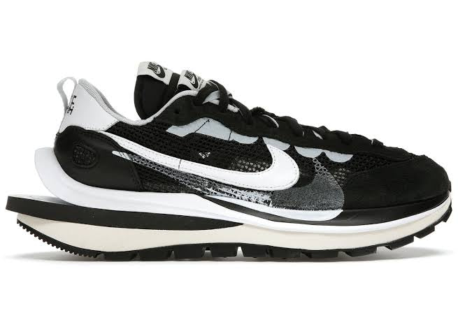 Nike Vaporwaffle Sacai Black White - Encomenda