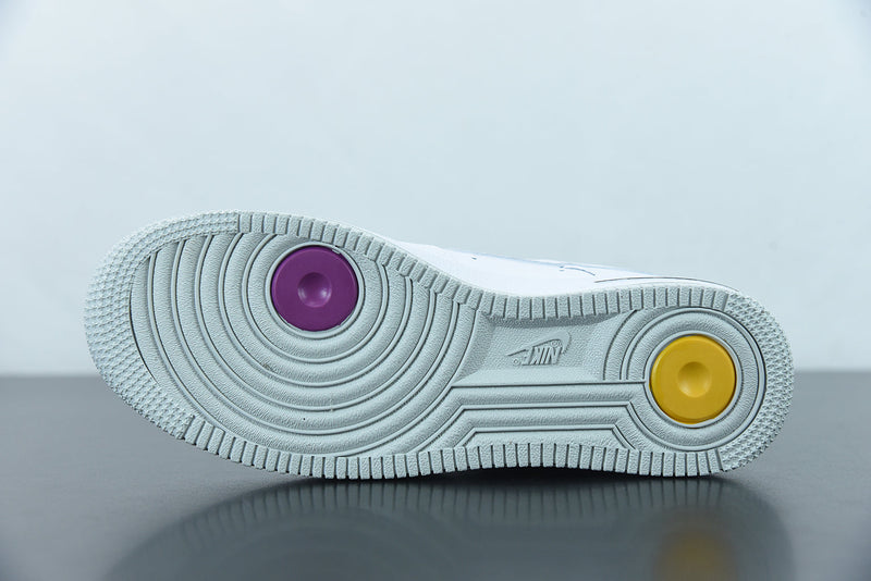 Nike Air Force 1 LV8 3 Peace, Love, Swoosh - Encomenda