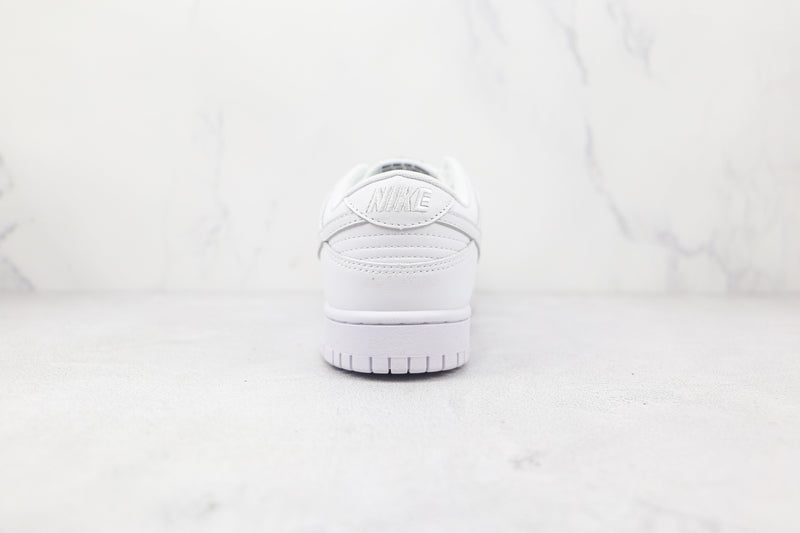 Nike Dunk Low Triple White - Encomenda