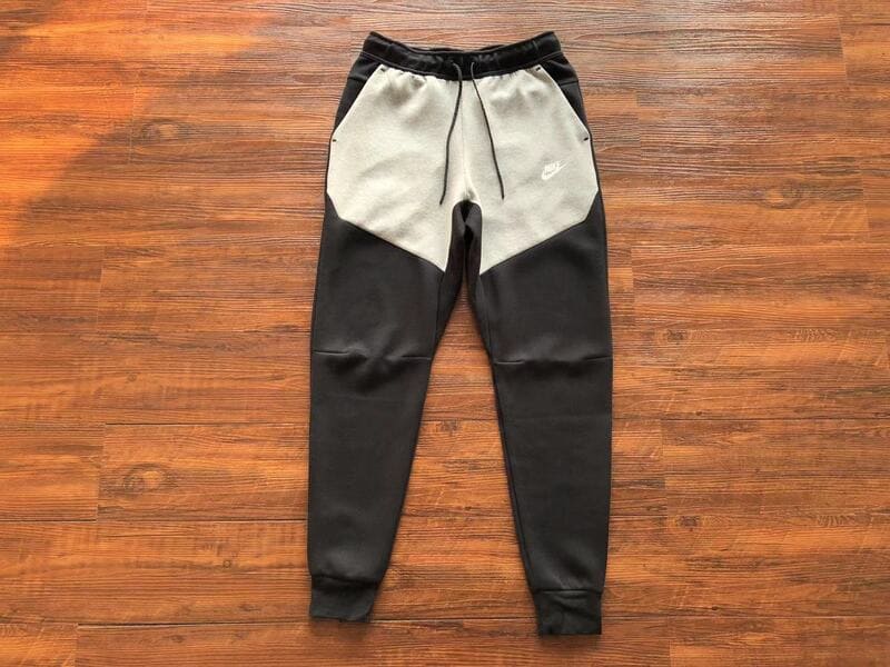 Conjunto Nike Tech Fleece Preto e Cinza - Encomenda