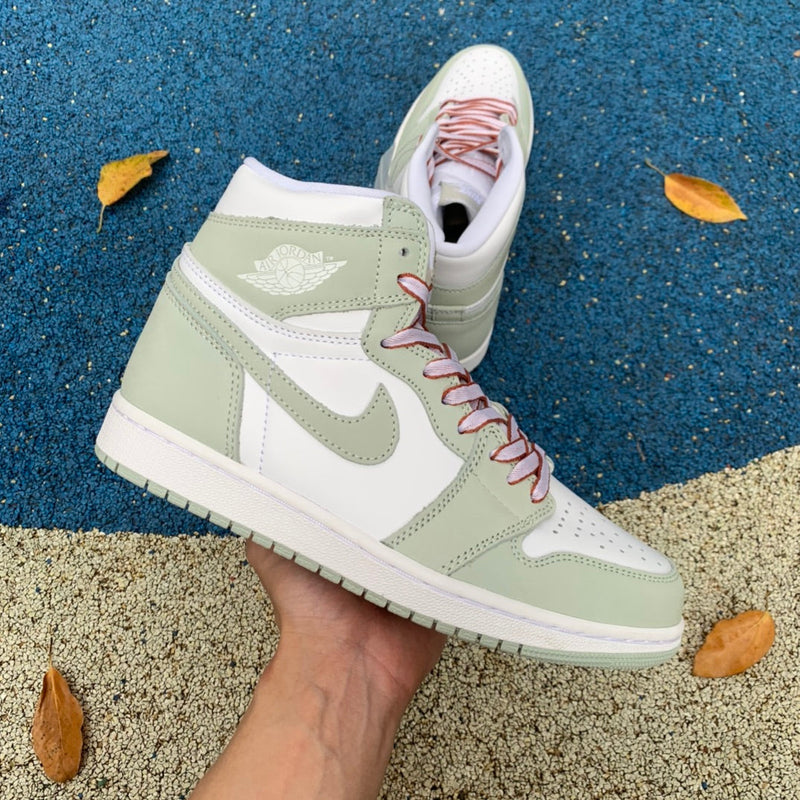 Jordan 1 Retro High OG Seafoam - Encomenda