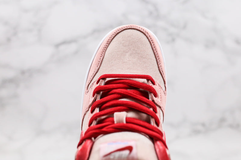 Nike SB Dunk Low Strangelove - Encomenda