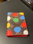 Carteira Louis Vuitton YAYOI KUSAMA PASSPORT COVER MONOGRAM MULTICOLOR - Pronta Entrega
