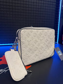 Bolsa Louis Vuitton Duo Messenger Off-White Monogram - Pronta Entrega