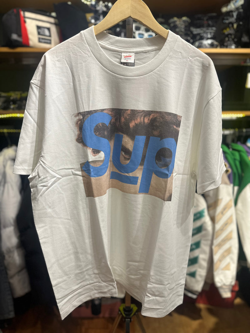 Camiseta SUPREME O Anjo Caído Branca - Pronta Entregar