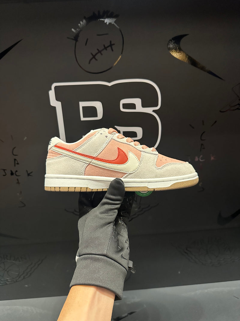 Tênis Nike Dunk Low SE 85 Rabbit Biscuit - Pronta Entrega