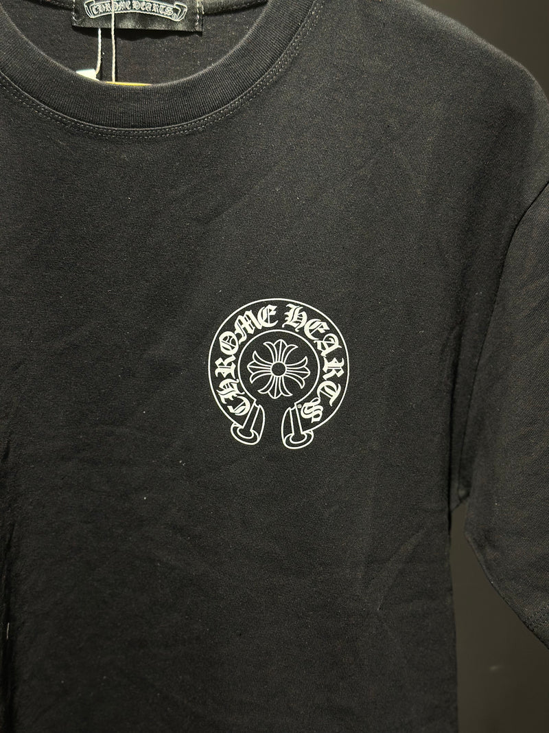 Camiseta Chrome Hearts x Comme Dês Garcons Big Logo Back - Pronta Entregar