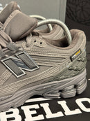 Tênis New Balance 1906R Cordura Graffiti Grey - Pronta Entrega