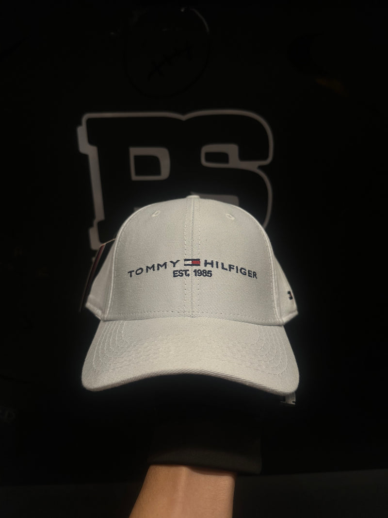 Boné Aba Curva Tommy Hilfiger Branco - Pronta Entrega