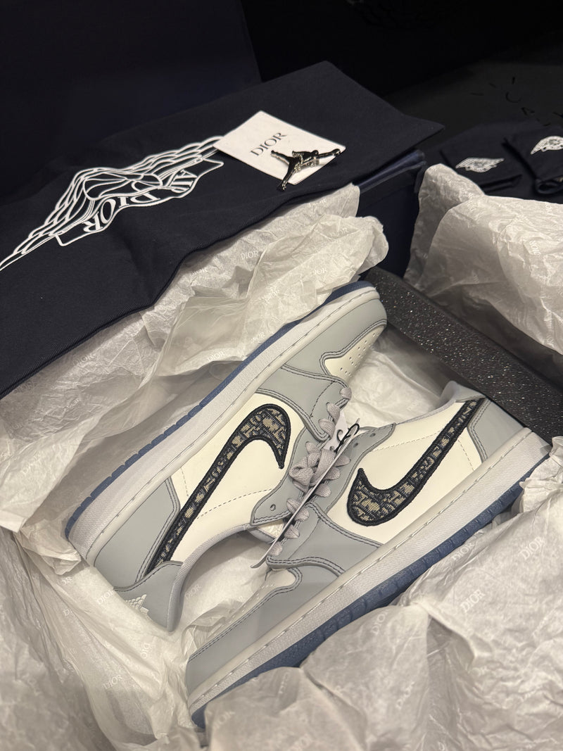 Tênis Nike Air Jordan 1 Low X Dior Grey - Pronta Entrega