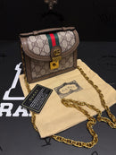 Bolsa Gucci Feminina Couro Fecho Gold Crossbody Branca - Pronta Entrega