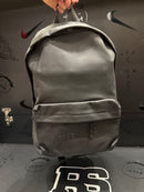 Mochila Essentials Couro Preto  - Pronta Entrega