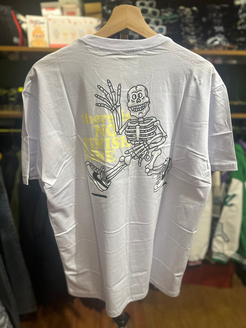 Camisa Nike “There is no Finish Line” Branca - Pronta Entrega