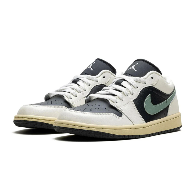 Air Jordan 1 Low 'Jade Smoke' Branco / Olive - Encomenda