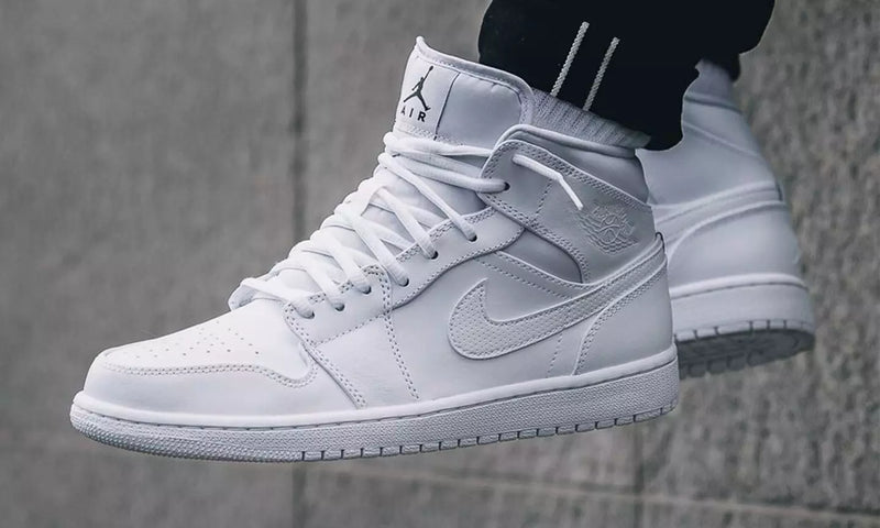 Air Jordan 1 Mid Triple White - Encomenda