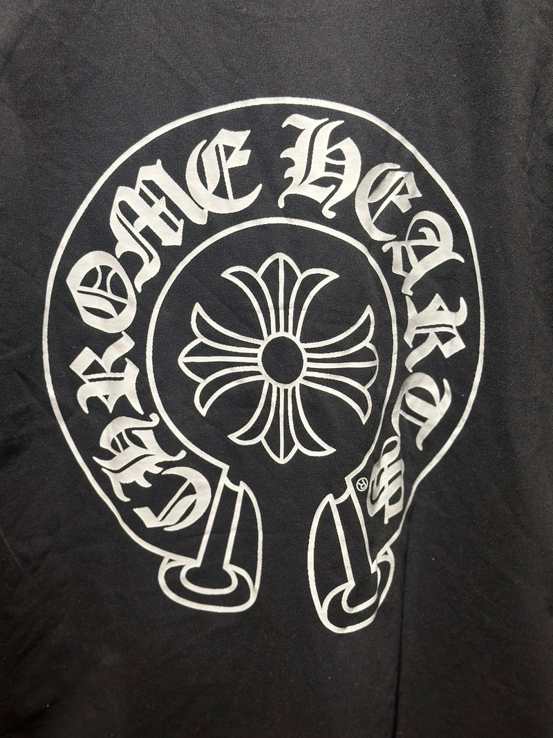 Camiseta Chrome Hearts x Comme Dês Garcons Big Logo Back - Pronta Entregar