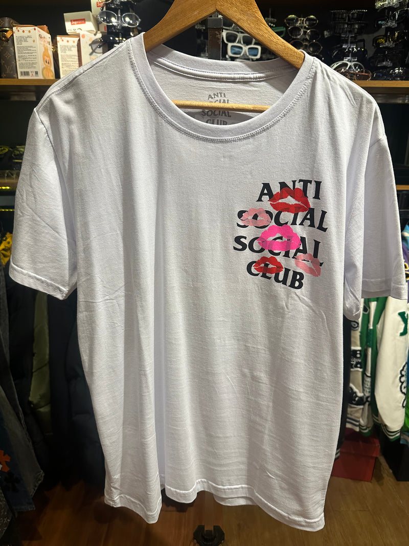 Camisa Anti Social Social Club Branca Kisses - Pronta Entrega