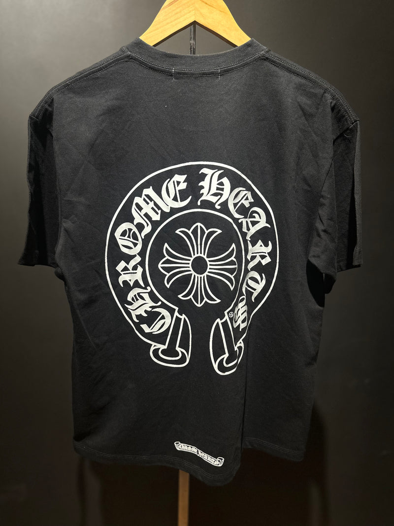 Camiseta Chrome Hearts x Comme Dês Garcons Big Logo Back - Pronta Entregar