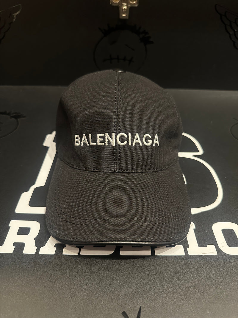 Boné Balenciaga Preto Aba Curva - Pronta Entrega