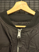 Jaqueta Vetements x Alpha Industries Blackout Racing Bomber - Pronta Entrega