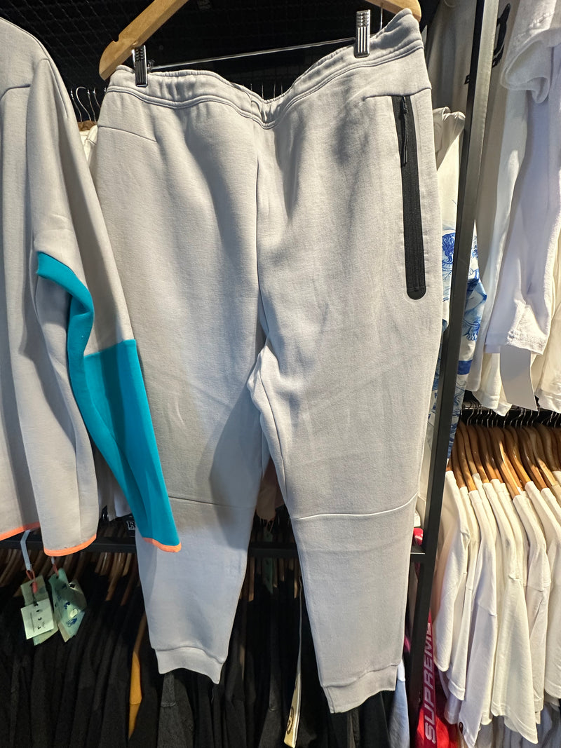 Conjunto NIKE Cinza e Azul - Pronta Entrega