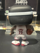 Funko Pop! Sports NBA LeBron James Cleveland Cavaliers Figure