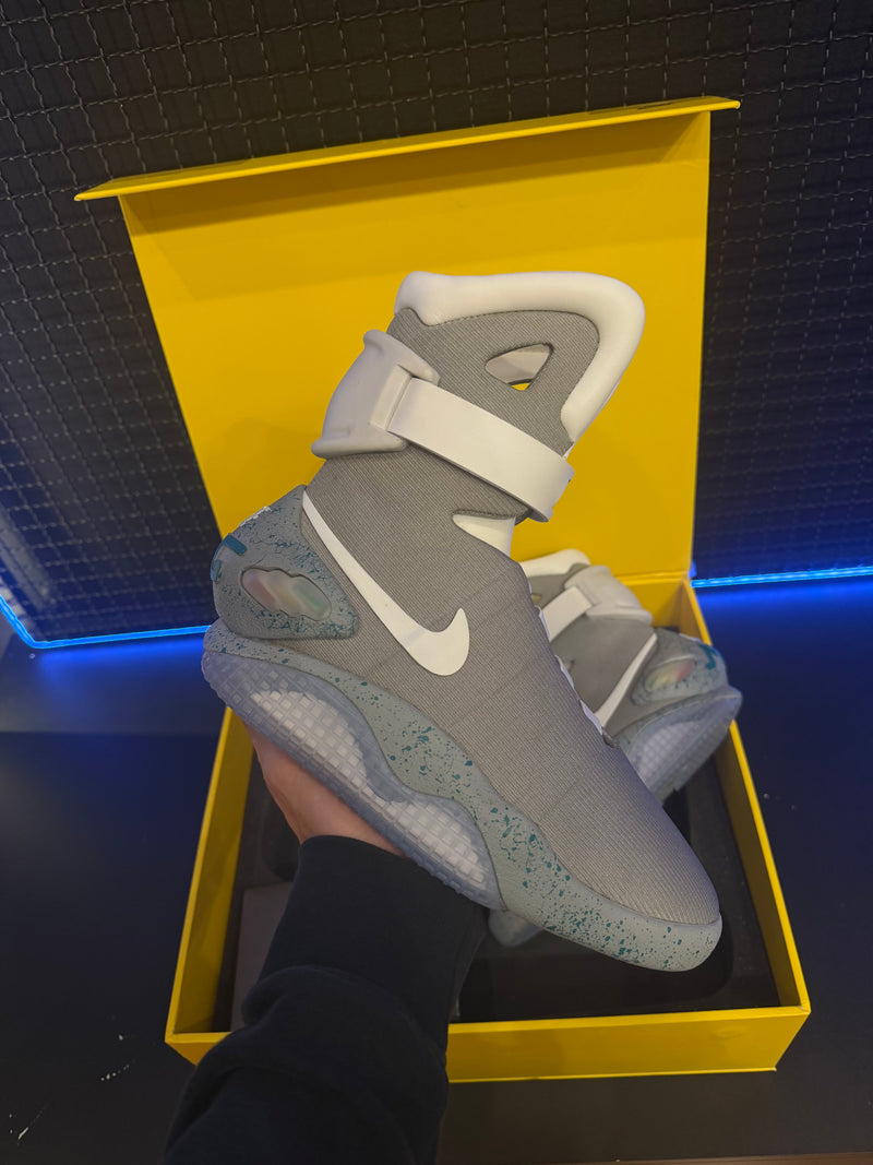 Tênis Nike Air Mag Back To The Future (No Auto-Lacing) - Sob Encomenda