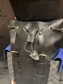 Bolsa Louis Vuitton Epi Leather Cobalt
Christopher Backpack - Pronta Entrega