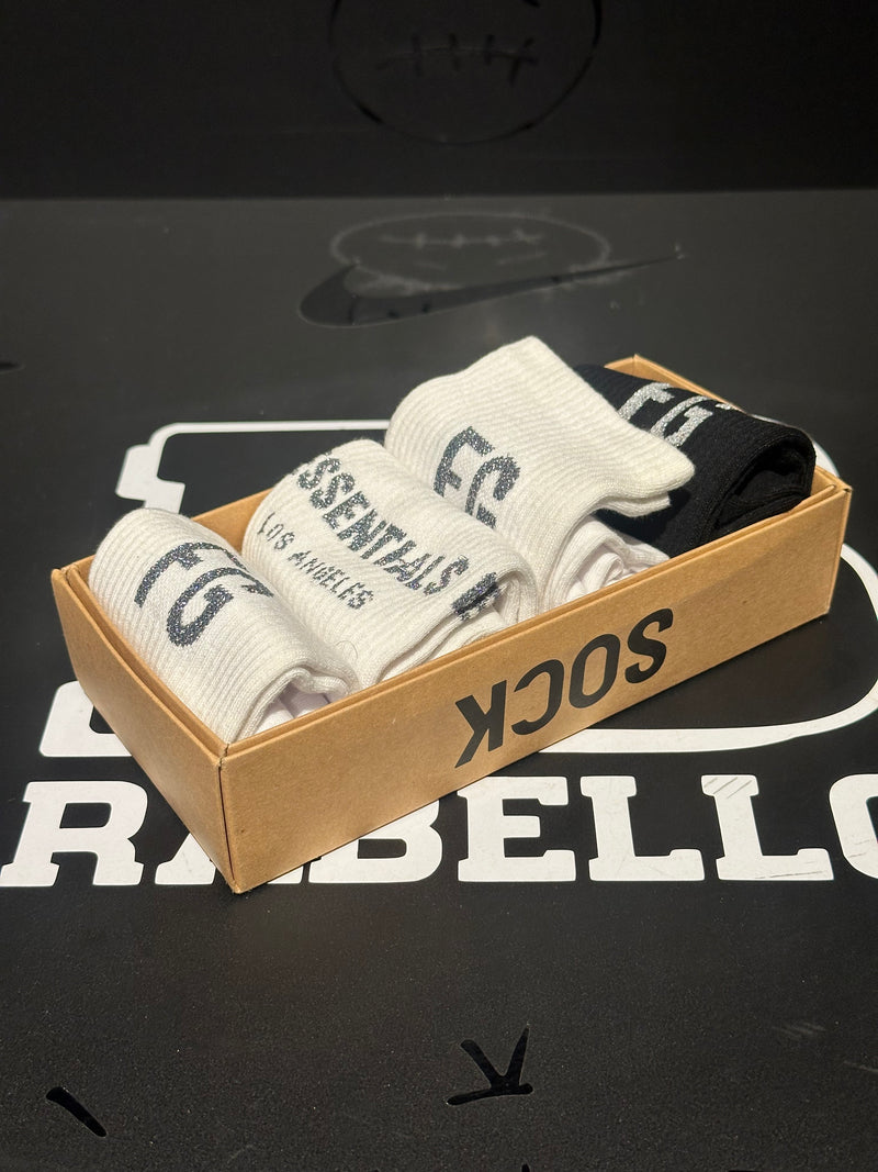 Pack 4 Meias Essentials Fear Of God - Pronta Entrega